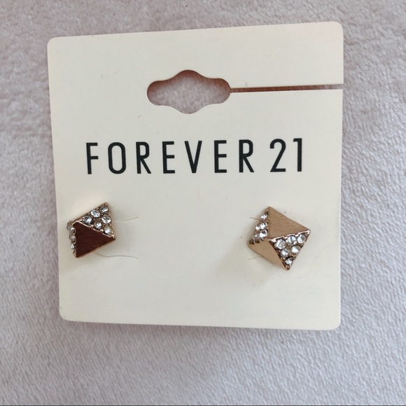 Two set of earring - Picture 3 of 4